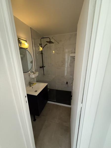 vanve13号线步行5分钟两室一厅